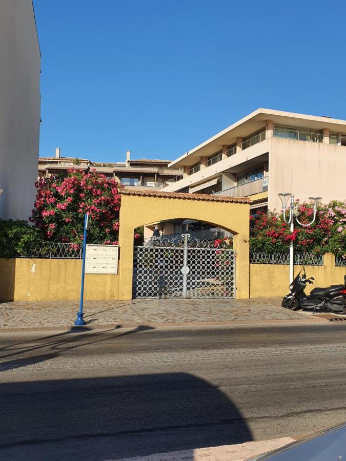 Cavalaire Sur Mer Exterior photo